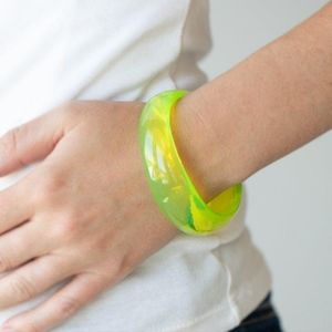 NWT Paparazzi - "Major Material Girl" - Yellow Acrylic Bangle Bracelet